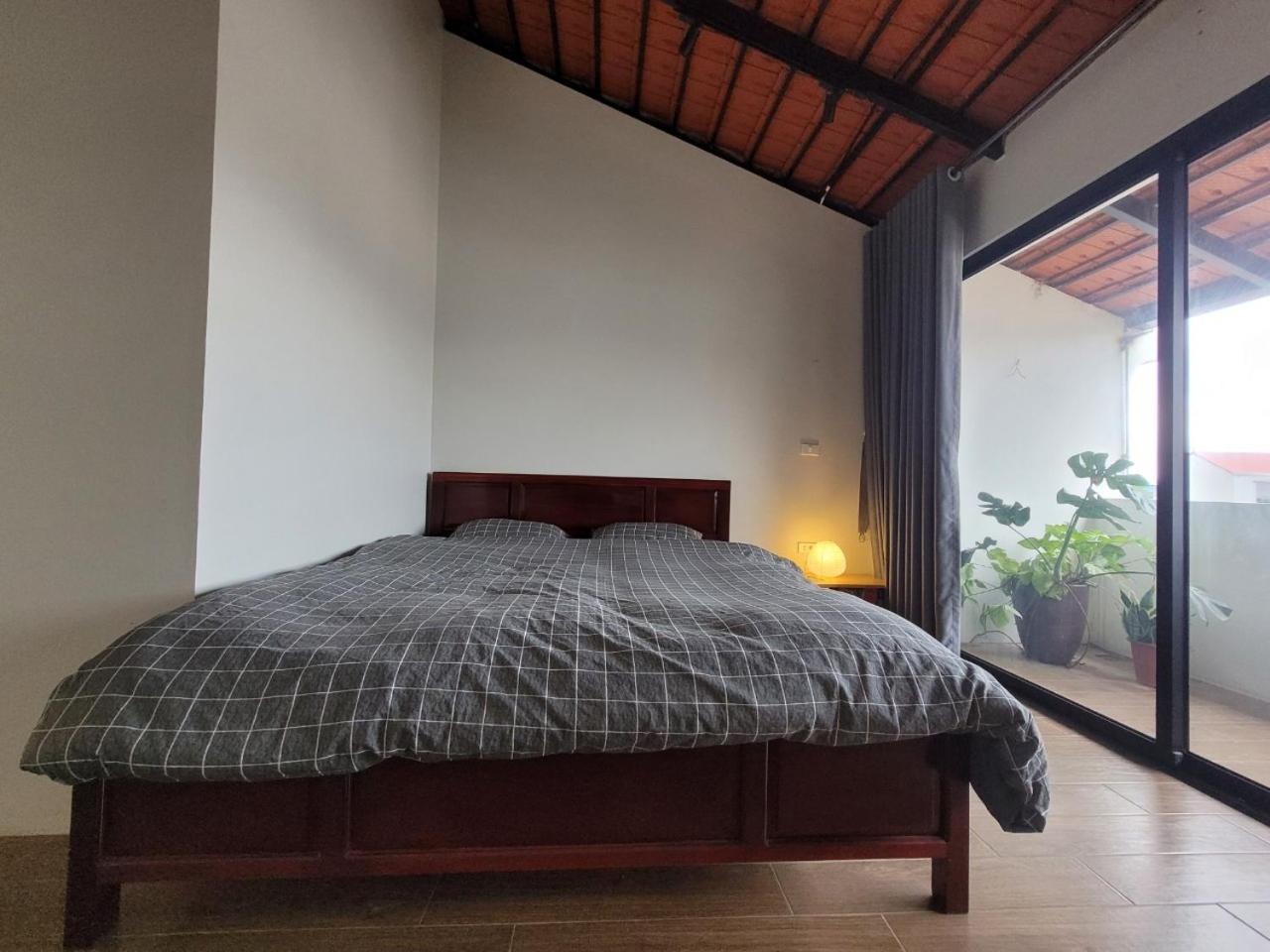 Noi Bai Flight Path Homestay Hanoi Exterior foto