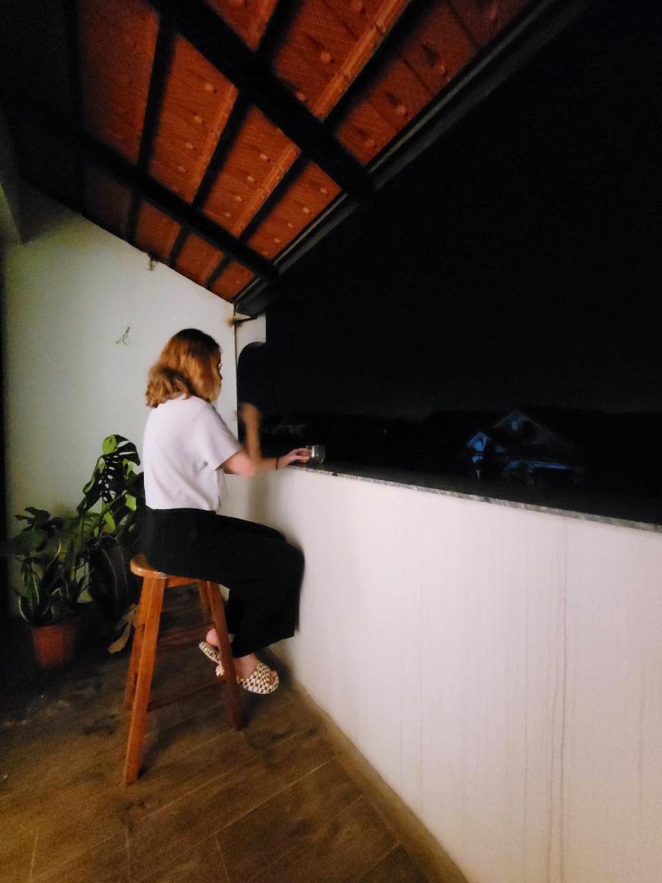 Noi Bai Flight Path Homestay Hanoi Exterior foto